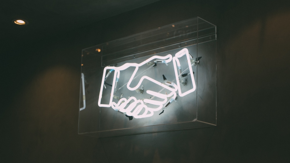 Human hand neon signage photo - Unsplash AT5vuPoi8vc